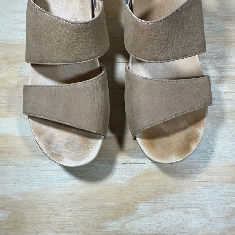 Dansko Tamia Tan Wedge Sandals Women’s Size 8.5 - Picture 5 of 9